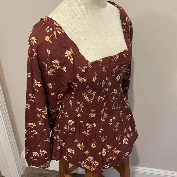 NWT!! Madewell - Lucie Smocked Square Neck Cotton Peplum Blouse in Dark Merlot - Picture 8 of 8